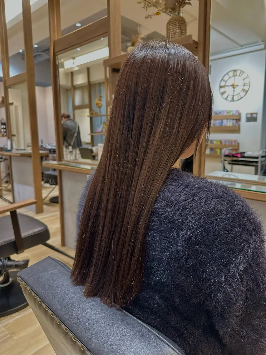 ロング 縮毛矯正 石原 麻菜のヘアスタイル