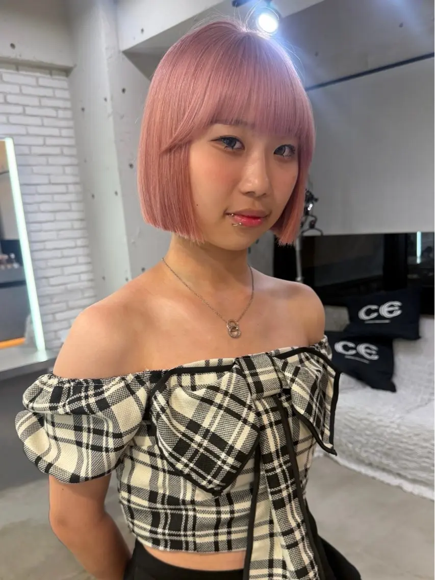 ショート カット ヘアカラー Hana ハイトーン🕯🩰のヘアスタイル