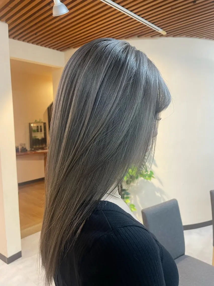 ロング カラー バレイヤージュ ブリーチ レイヤーカット カット ヘアカラー 竹井俊介/ブリーチ /海外レイヤーのヘアスタイル