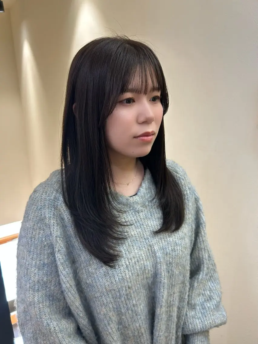 ロング カラー ロングレイヤー レイヤーカット ロング カット ヘアカラー トリートメント hubhair レイヤー/透明感のヘアスタイル