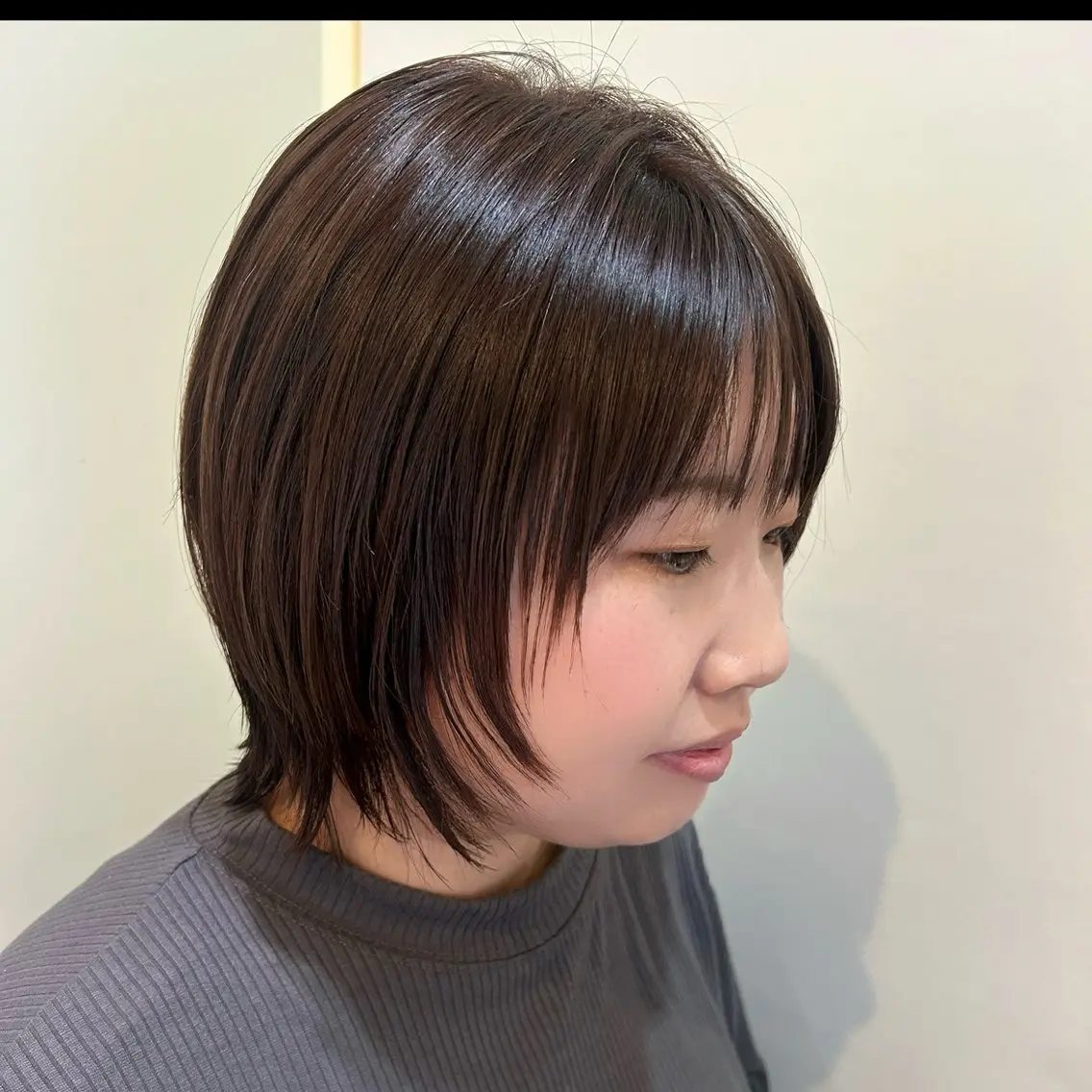 ミディアム カラー 髪質改善 トリートメント ウルフカット カット トリートメント ヘッドスパ 久木原 ゆりのヘアスタイル