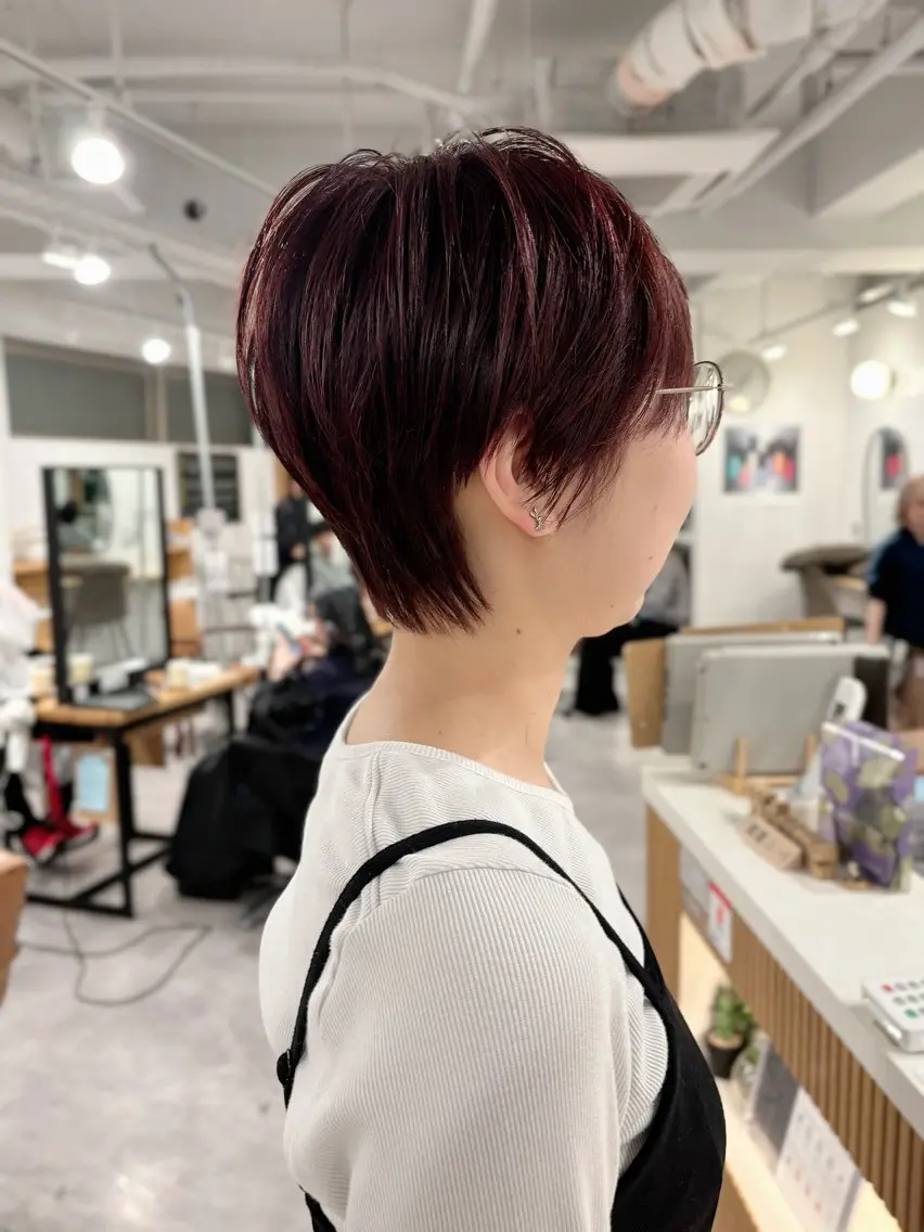 ショート カラー カット ヘアカラー 細野 菜月のヘアスタイル