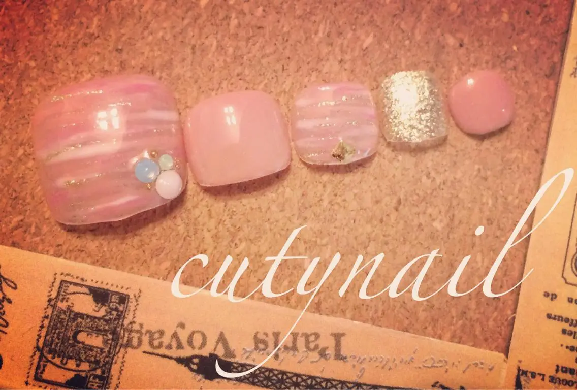 ネイル フットネイル cuty nailのネイルデザイン