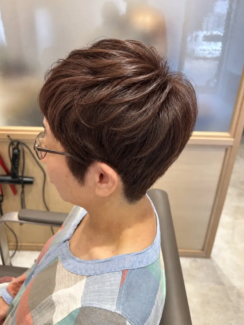 ショート カラー ショートヘア カット ヘアカラー トリートメント ヘッドスパ 久木原 ゆりのヘアスタイル