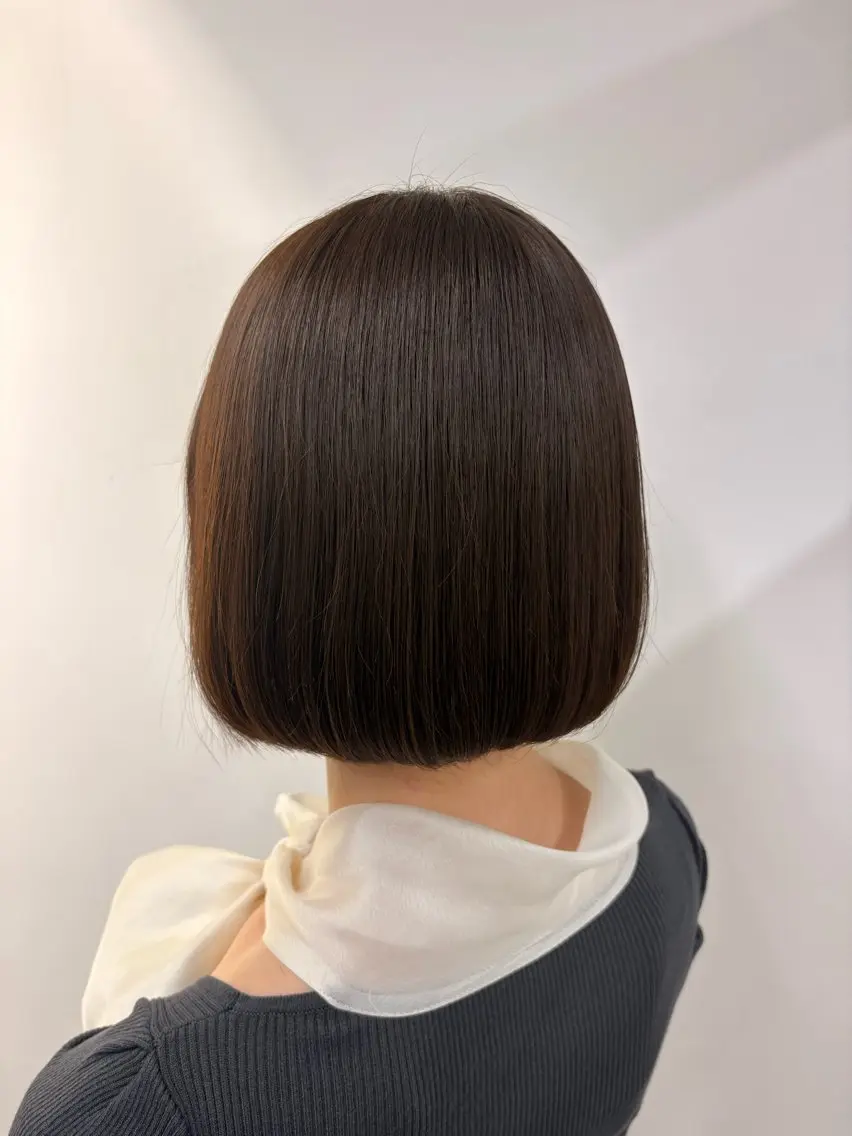ショート カット ミディアムレイヤー/ 艶カラーNorikaのヘアスタイル