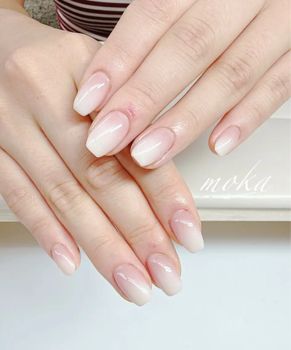 ネイル 胡蝶蘭レディースサロ ンNailMOKAのネイルデザイン