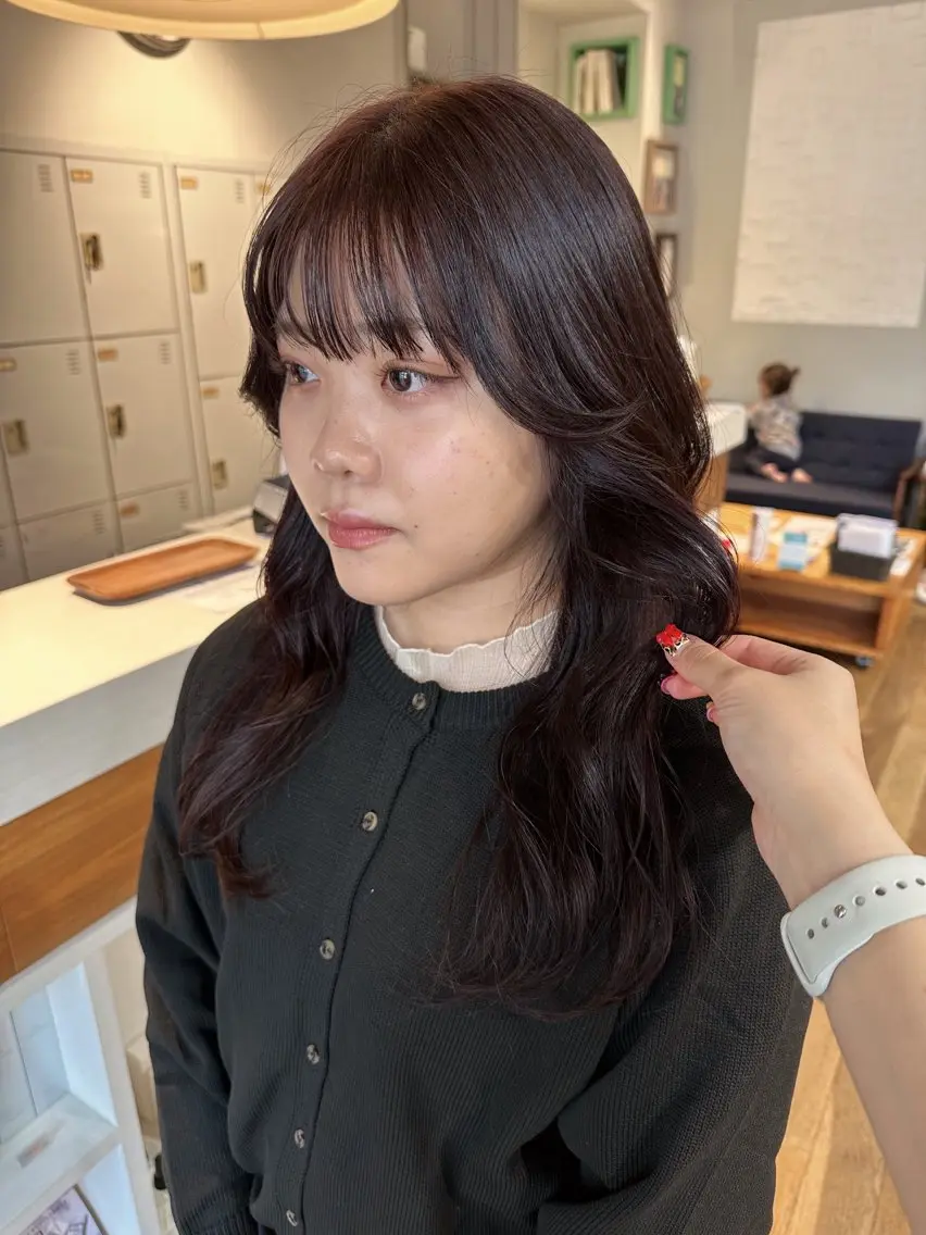 ロング カラー カット ヘアカラー トリートメント 塩澤 榛奈のヘアスタイル