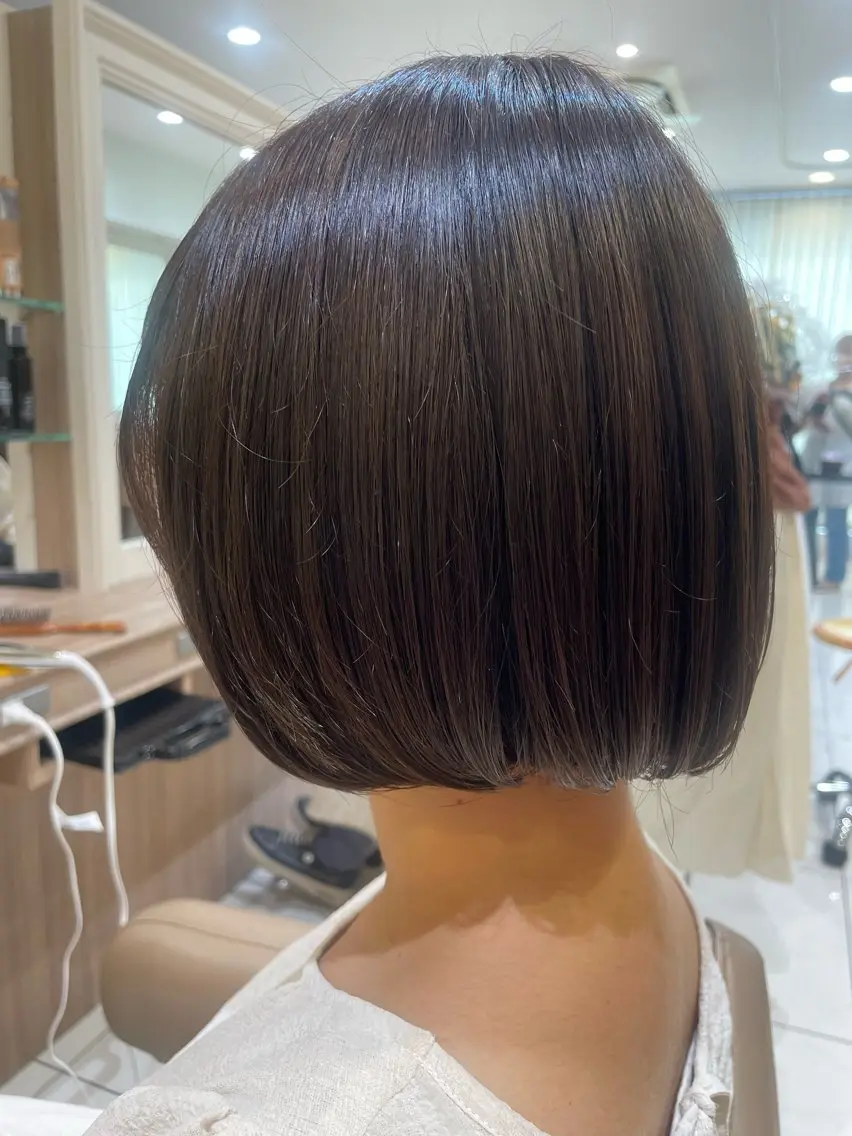 ショート カラー ヘアアレンジ カット ヘアカラー トリートメント 韓国ヘアメイク🎀/ 縮毛矯正✨山本媛香のヘアスタイル