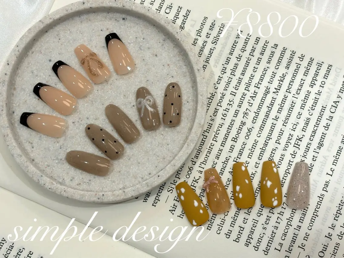 ネイル ハンドネイル 韓国ネイル🎀 H nail 碧のネイルデザイン