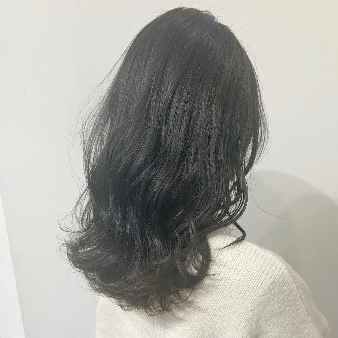 セミロング カラー いけだ ひかり ハイライトくびれヘアのヘアスタイル