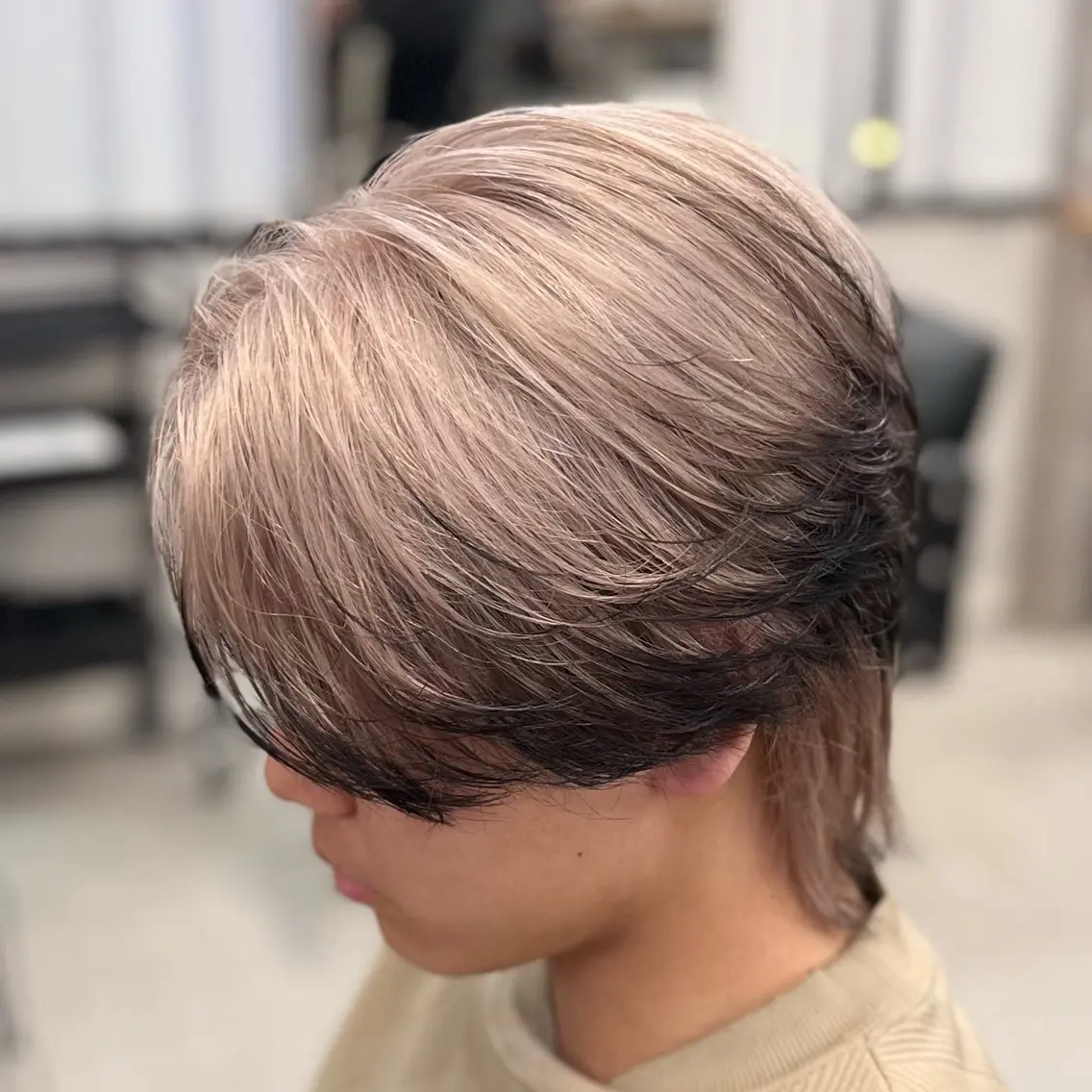 カラー メンズ ヘアカラー トリートメント chinatsu 渋谷/ハイトーンのヘアスタイル