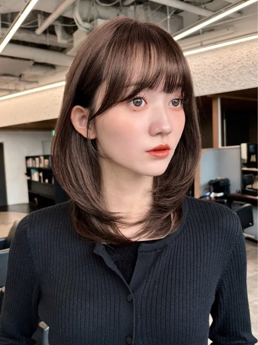 ミディアム カラー ヘアアレンジ ベージュカラー 透明感カラー ボブ レイヤーカット 🌱ボブ/レイヤー/ ベージュ/あやみ✨のヘアスタイル