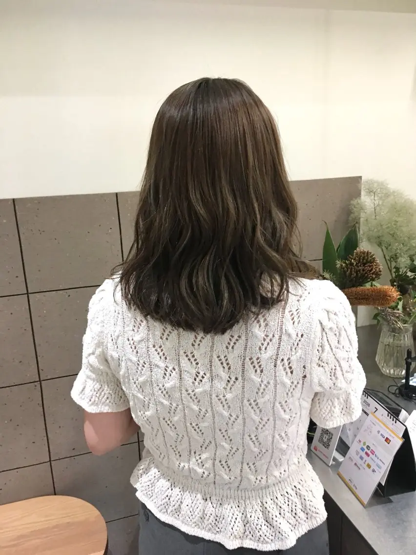 セミロング カラー カット ヘアカラー トリートメント natsuki /HUIのヘアスタイル