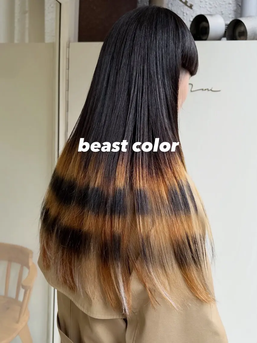 ロング カラー ベージュカラー 黒髪 ブリーチ デザインカラー ハイトーンカラー 銀座/ブリーチ/ ハイライト/MAMIのヘアスタイル