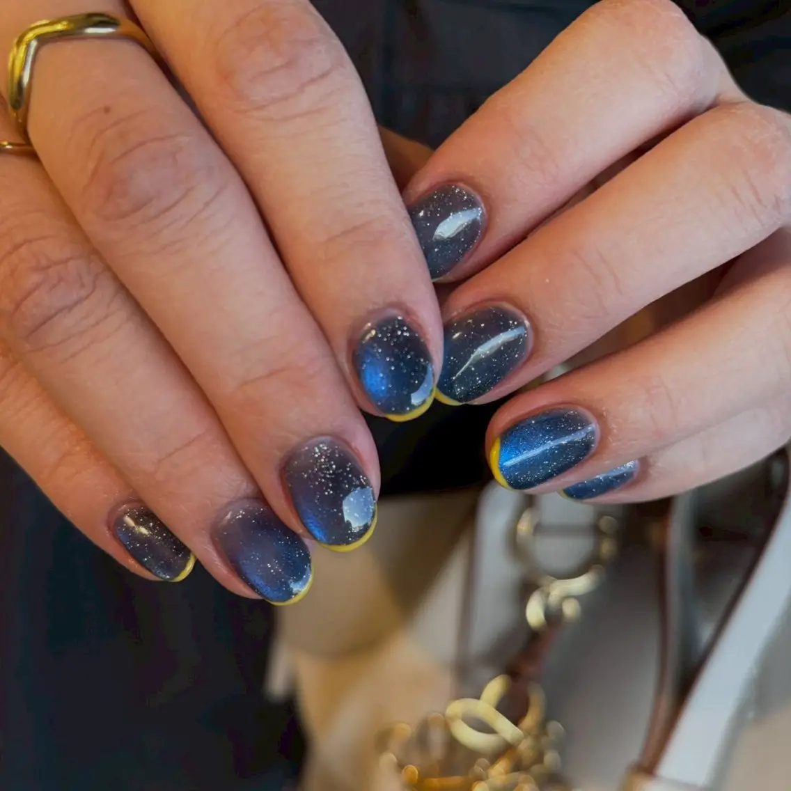 ネイル マグネットネイル ニュアンスネイル nailsalon Rihkaのネイルデザイン