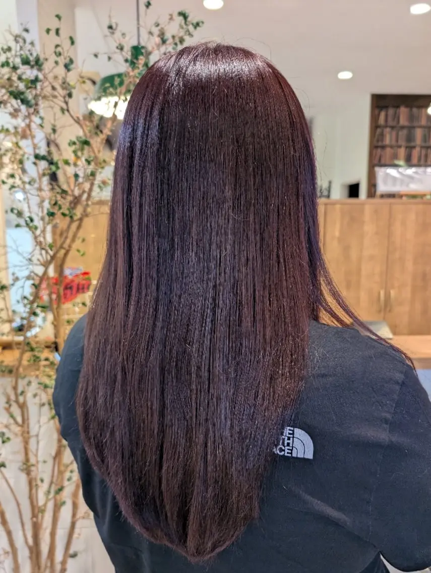 カラー 西 亜佑奈のヘアスタイル