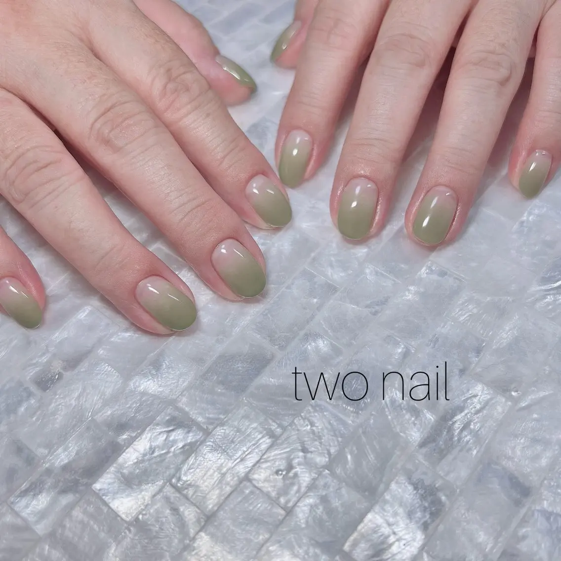 ネイル ネイルチップ ホワイト ハンドネイル two nailのネイルデザイン