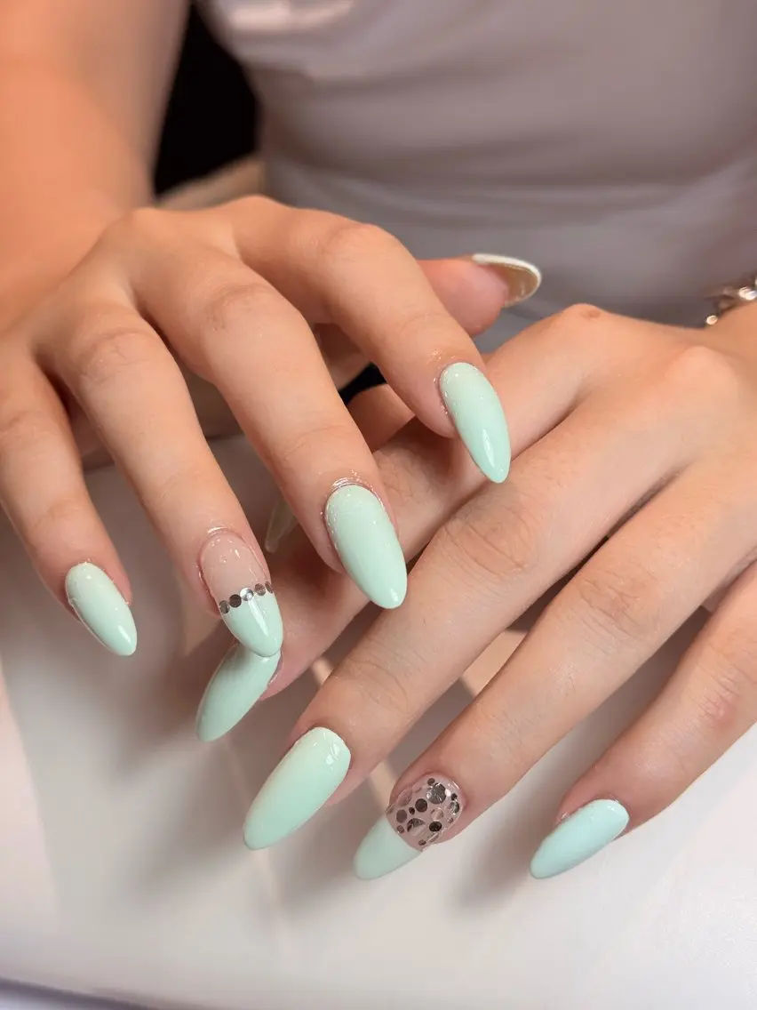 ネイル アートネイル チークネイル フレンチネイル グラデーション キラキラネイル ハンドネイル Risa_ Nailのネイルデザイン
