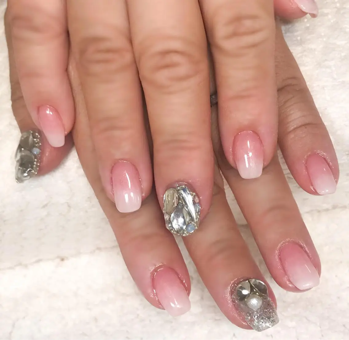 ネイル ジェルネイル キラキラネイル シンプルネイル 夏ネイル Nyanco Nailのネイルデザイン