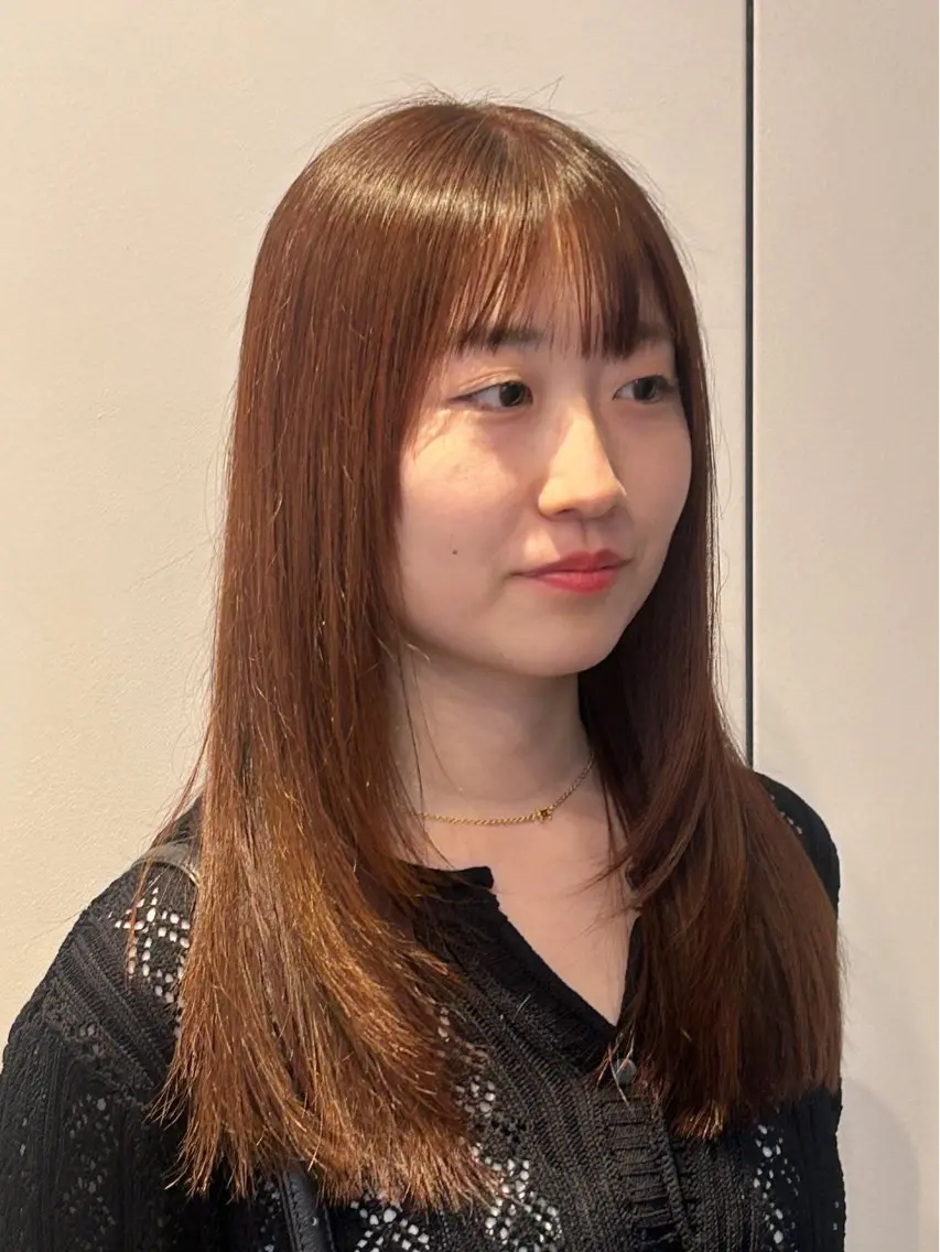 セミロング カラー カット ヘアカラー ナチュラル大人っぽい スタイル　MAORIのヘアスタイル
