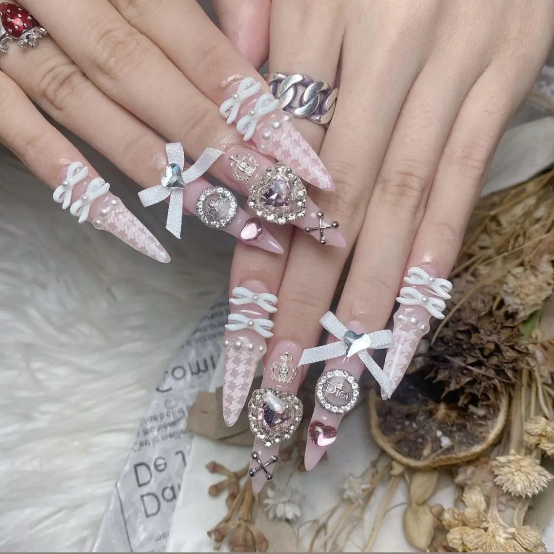 メンズ ネイル アートネイル フレンチネイル ジェルネイル キラキラネイル パラジェル Bloom kabukiのネイルデザイン