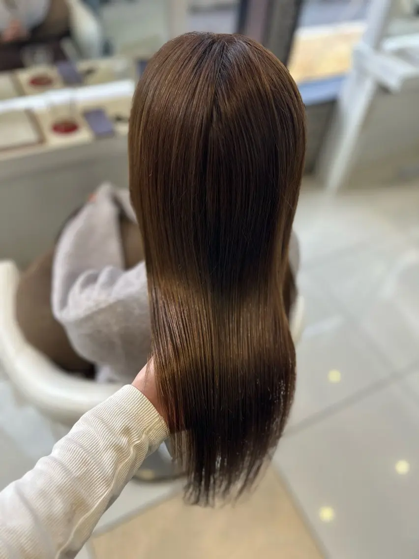 【透明感UP】赤みなし透明感ブリーチなしWカラー+前処理TRの写真