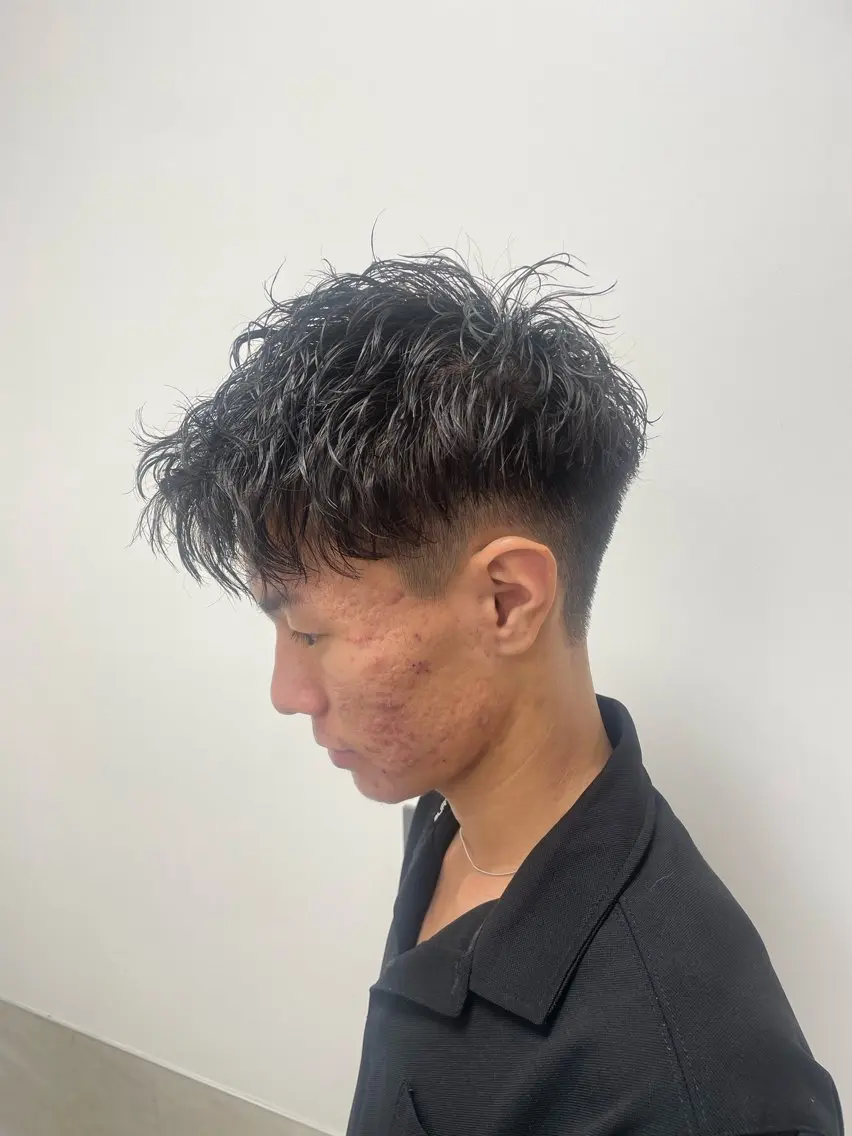 ショート BLEACH 🟥 PERM 天神🏆のヘアスタイル