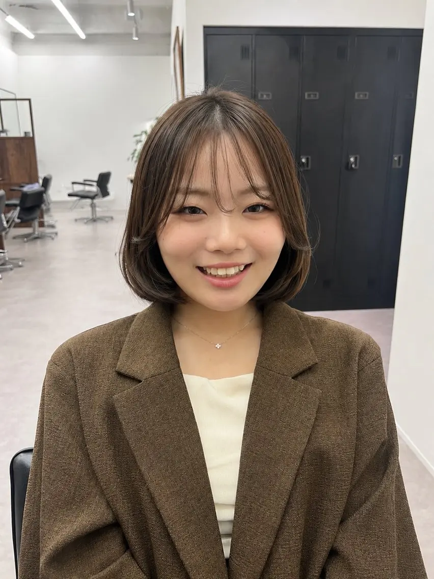 ショート カラー ボブレイヤー オリーブカラー ボブ 顔まわりレイヤー レイヤーカット カット ヘアカラー 大阪🎀似合わせ /艶感カラー/長谷のヘアスタイル