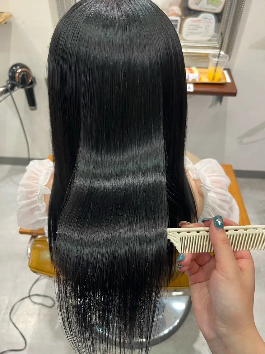 セミロング カラー ハイライトカラー ハイライト 髪質改善 縮毛矯正 トリートメント 髪質改善アンジュール かのんのヘアスタイル