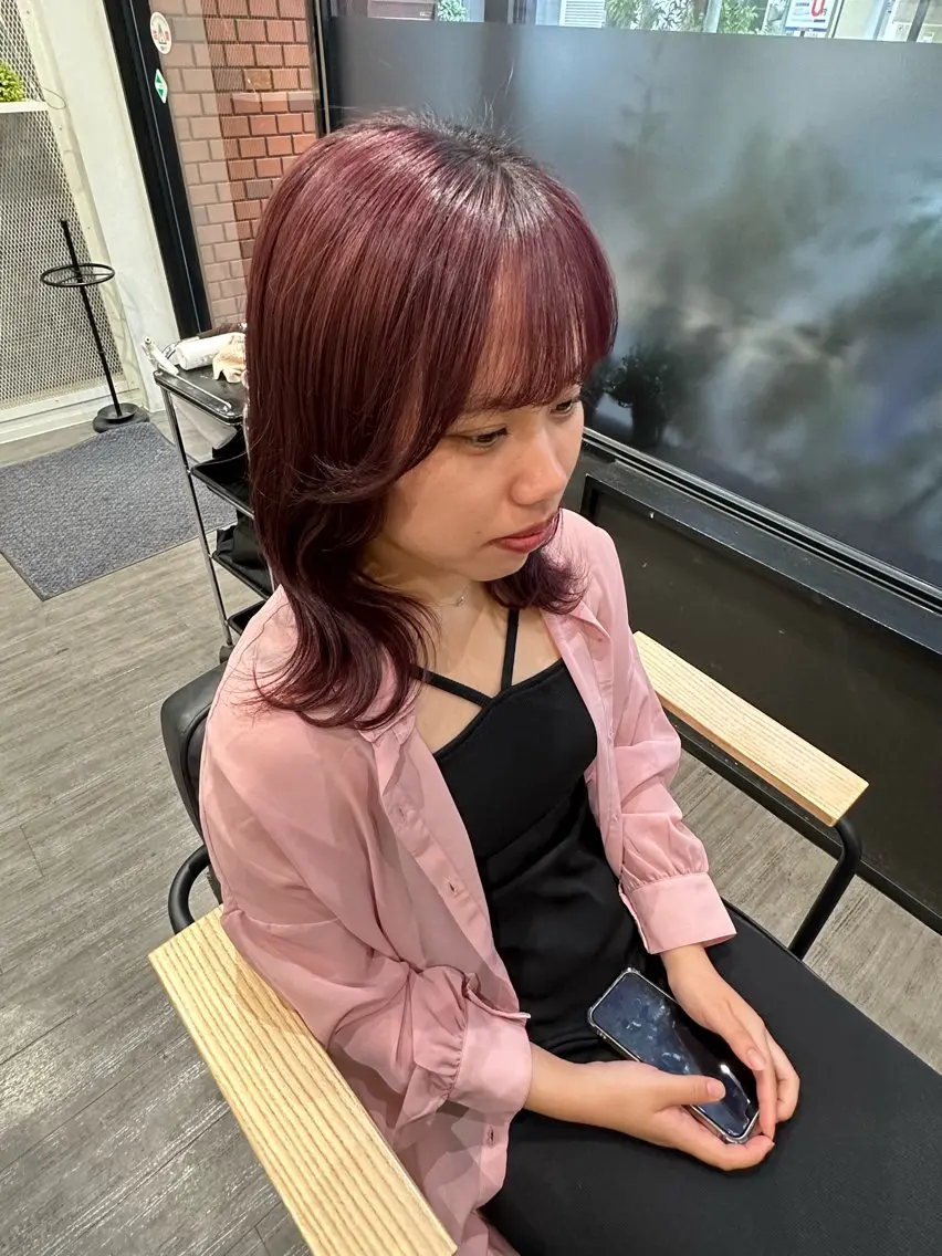 ミディアム カラー ブラウンカラー ラベンダーカラー ラベンダーブラウン ローズカラー 艶髪レイヤー上田 紗也🇰🇷💗のヘアスタイル