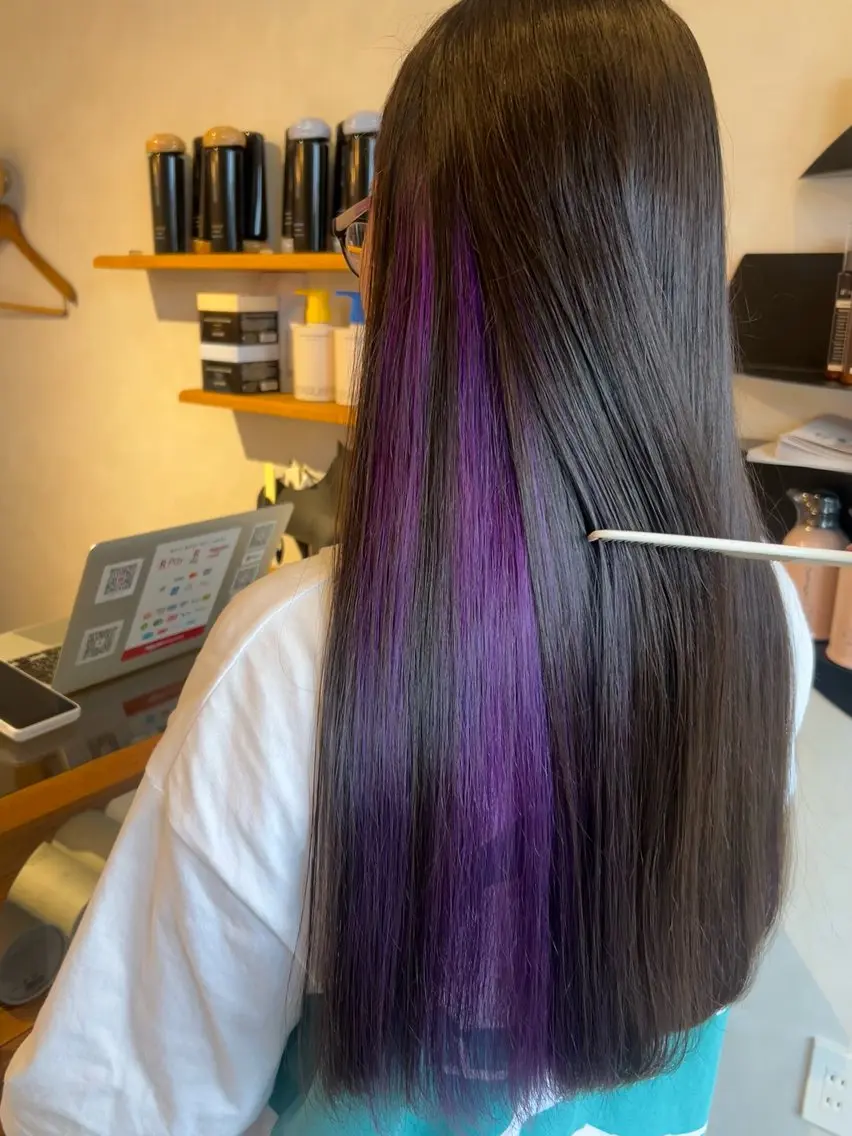 ロング パープルカラー 透明感カラー/大城 かえでのヘアスタイル