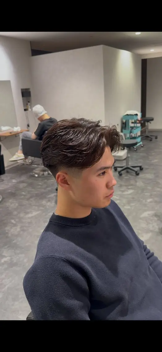 ミディアム カラー パーマ メンズ ミディアムパーマ メンズパーマ 心斎橋メンズパーマ 一樹のヘアスタイル