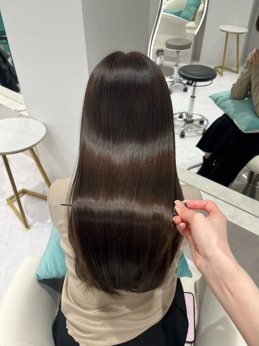 ロング カラー ブラウンカラー 髪質改善 トリートメント カット ヘアカラー トリートメント 𝑹𝒊𝒉𝒐🎀 名駅/大人韓国ヘアのヘアスタイル