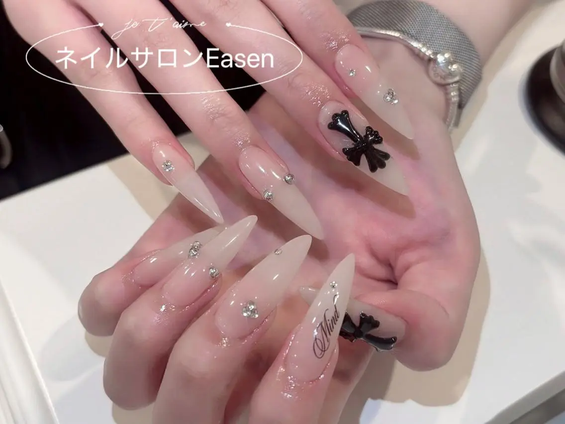 ネイル ネイルサロン Easenのネイルデザイン