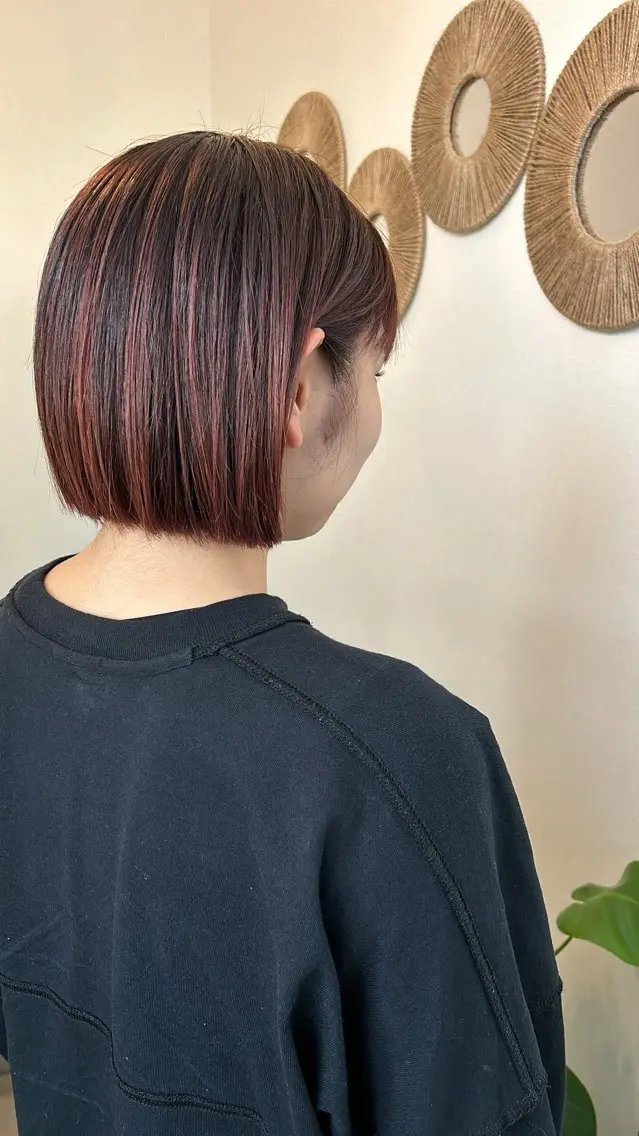 ショート カラー デザインカラー グラデーションカラー ピンクカラー ボブ hair salon Zöld.のヘアスタイル