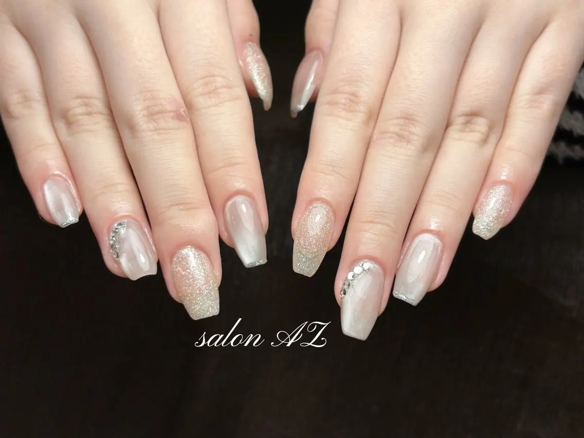 ネイル 長さ出し フットネイル フレンチネイル マグネットネイル ニュアンスネイル ハンドネイル salon AZのネイルデザイン