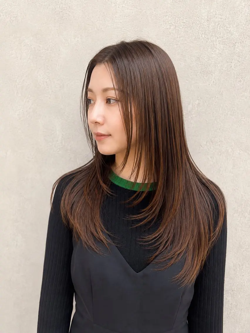 ロング カラー ベージュカラー ブラウンカラー レイヤーカット ロング カット ヘアカラー トリートメント 【enil代表】 杉林和哉のヘアスタイル