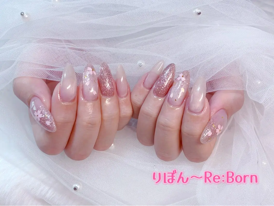 セミロング フレンチガーリー クリスマス ハンドネイル りぼん Re:Bonrのネイルデザイン