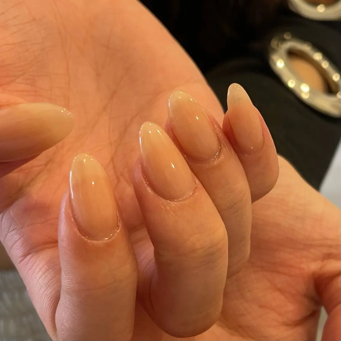 ネイル オフィスネイル ワンカラーネイル ハンドネイル Sun Brown Mireiのネイルデザイン