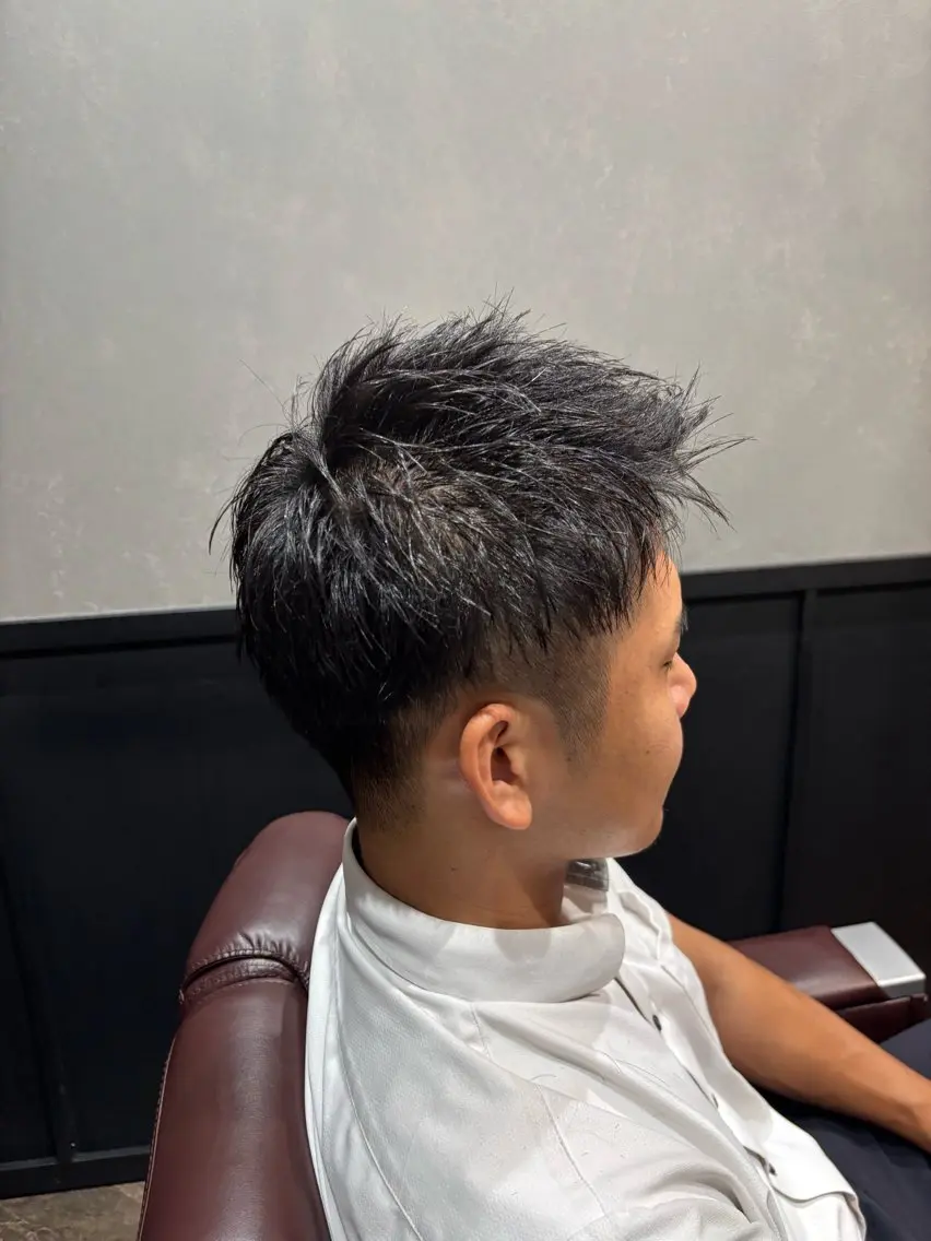 ショート 谷野 仁美のヘアスタイル