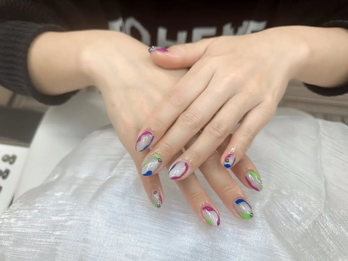 ネイル ハンドネイル 渋谷T&B ナサ ギ ロング無制限中✨のネイルデザイン