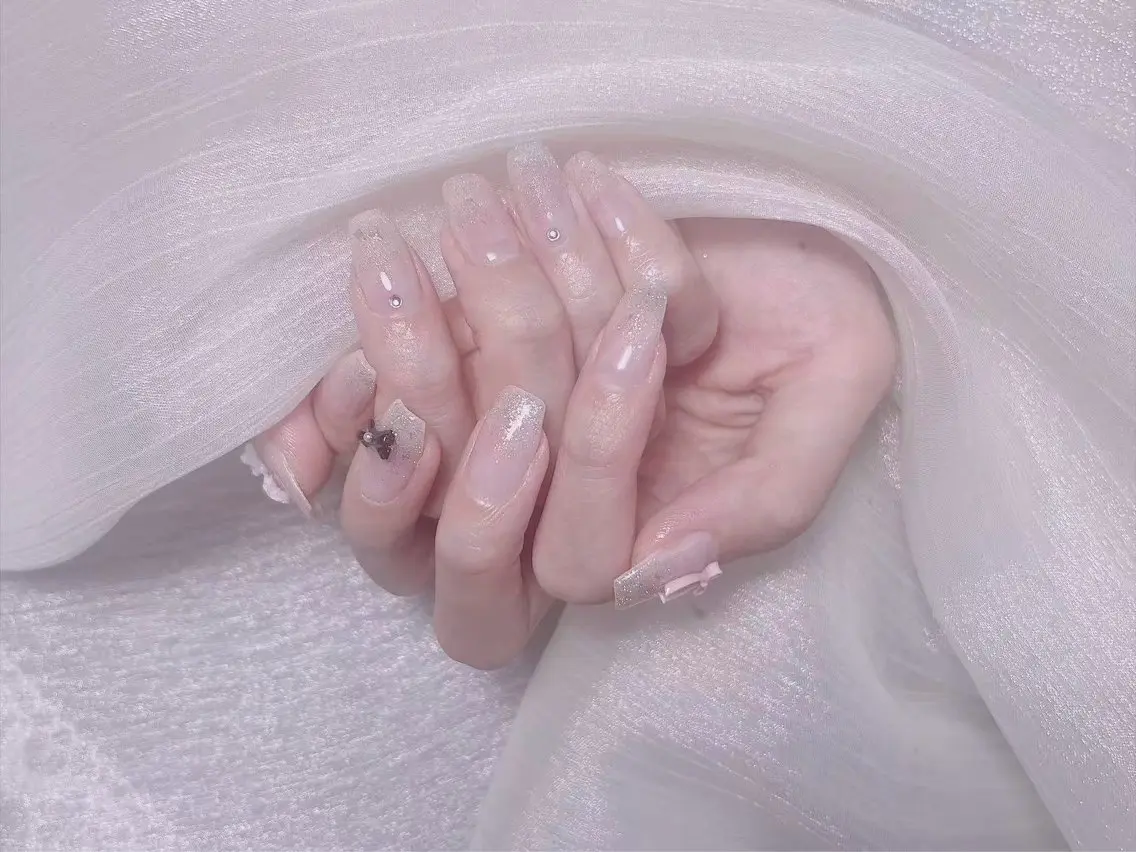 ネイル ハンドネイル Kari ネイルサロンのネイルデザイン