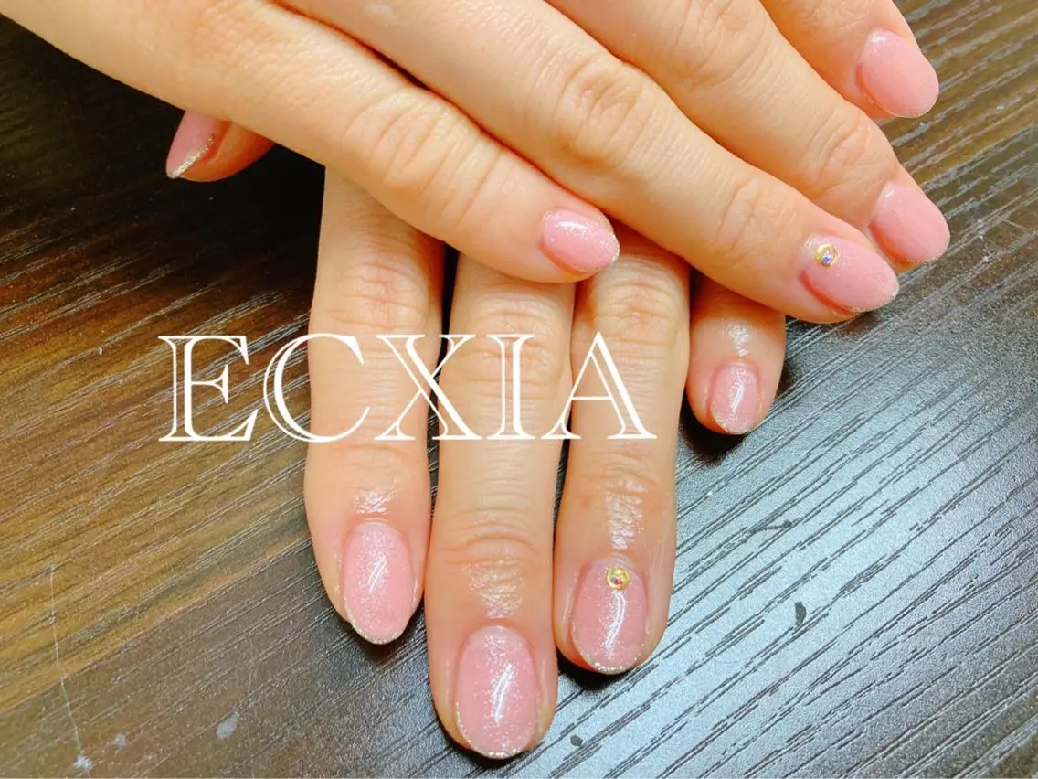 ネイル フレンチネイル ヘアセットサロン 🎀ECXIAのヘアスタイル