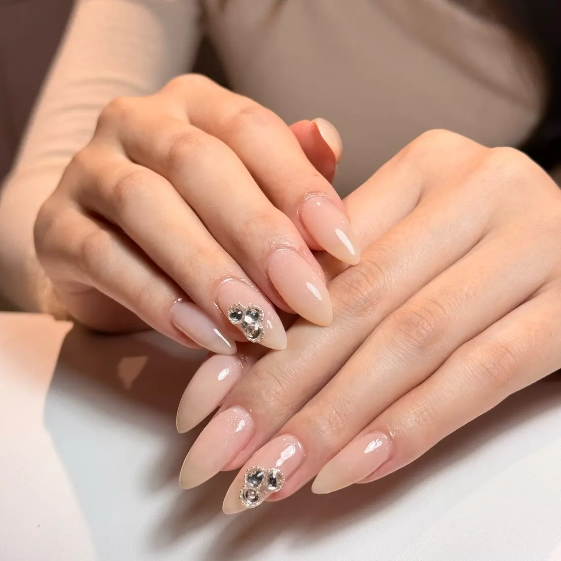 ネイル アートネイル チークネイル フレンチネイル グラデーション キラキラネイル ハンドネイル Risa_ Nailのネイルデザイン