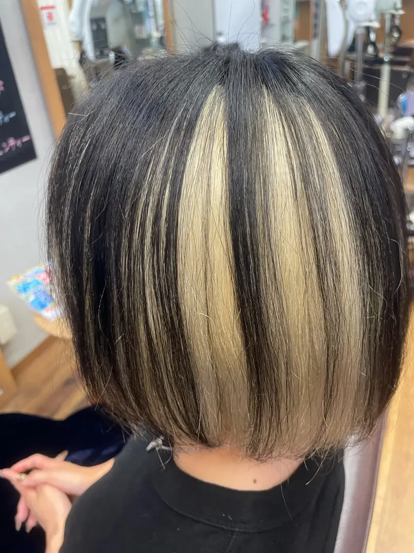カラー ブリーチ イエローカラー 後藤 健史のヘアスタイル