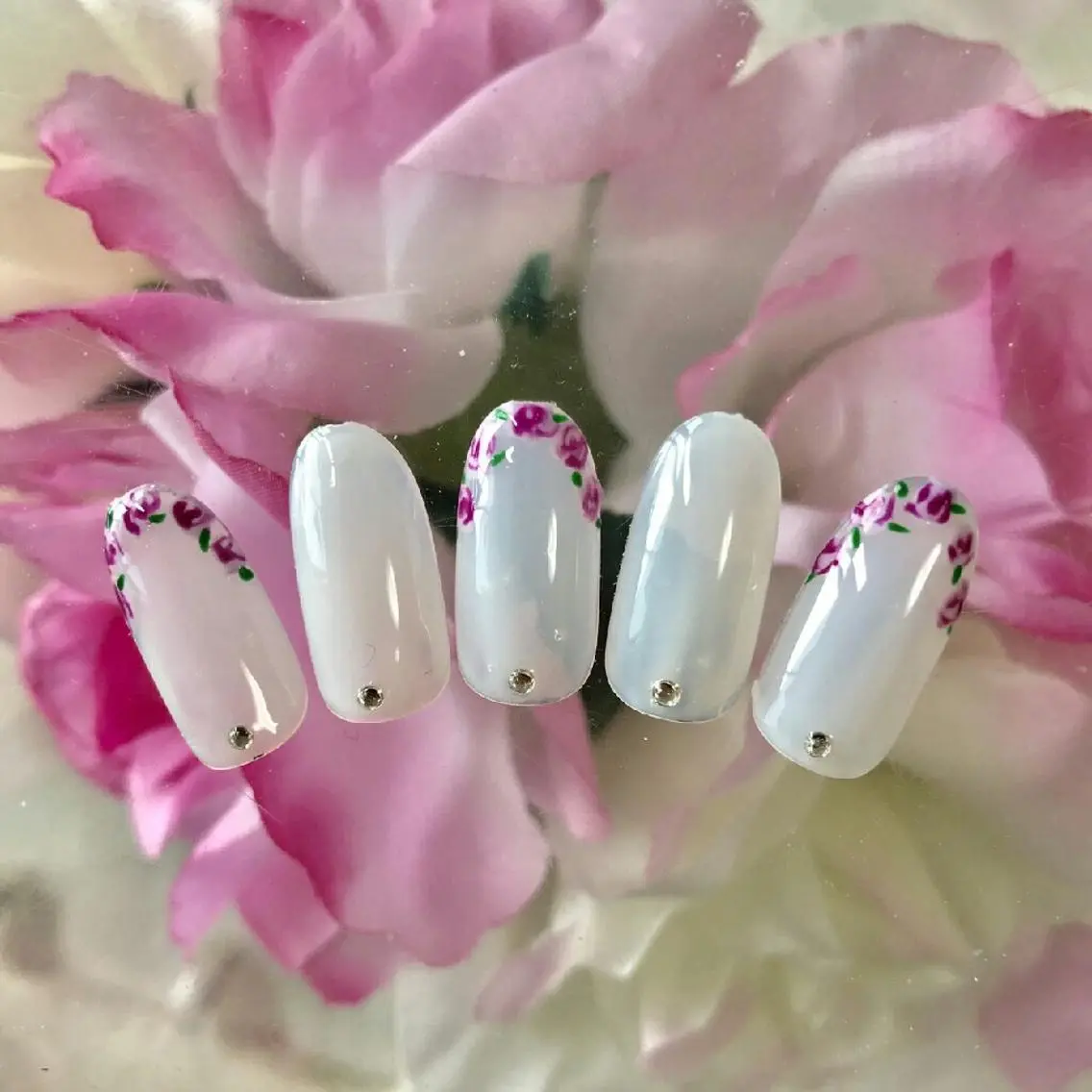 ネイル アートネイル nail salon ipuniのネイルデザイン