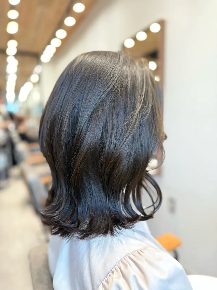 ミディアム カラー ボブレイヤー グレージュ オリーブグレージュ オリーブグレー ボブ カット ヘアカラー トリートメント 🌺レイヤー/艶髪 海外ヘア🌺舟橋瑞稀のヘアスタイル