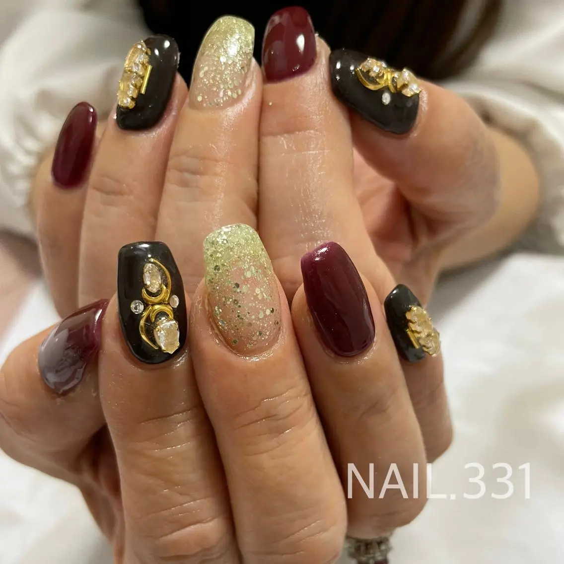 ネイル ハンドネイル Nail 331のネイルデザイン
