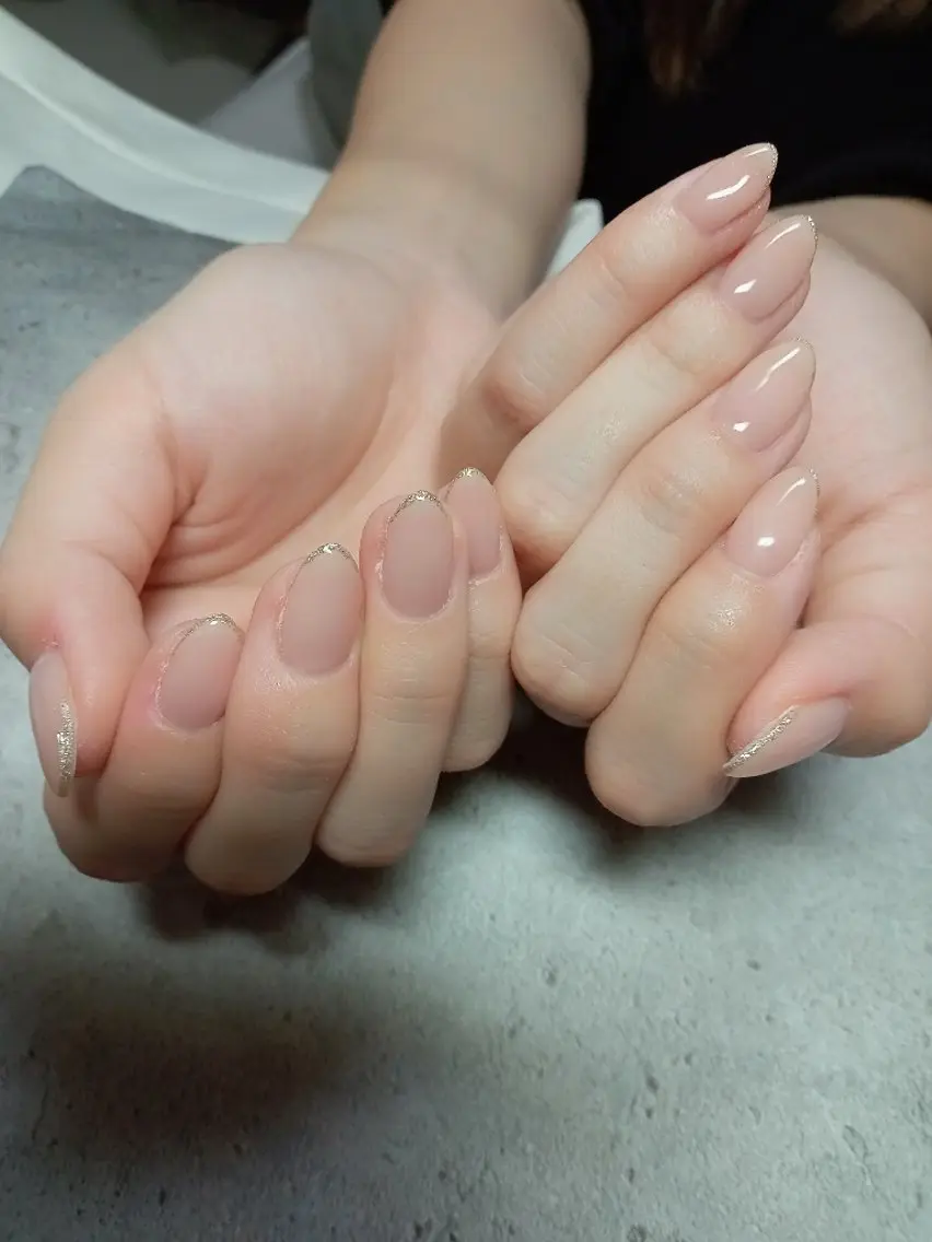 ネイル キラキラネイル ラメ(グリッター) オフィスネイル ワンカラーネイル 冬ネイル ハンドネイル flure de neige yukiのネイルデザイン