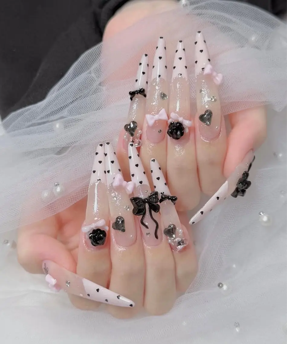 ネイル オーロラネイル ボルドー ブラウン 氷ネイル・うるうるネイル キラキラネイル ハンドネイル Sora  Nail 長さ出し専門店のネイルデザイン